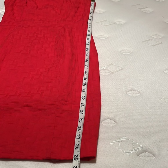 Banana Republic Sleeveless Red Sheath Silhouette. Preloved - Picture 8 of 9